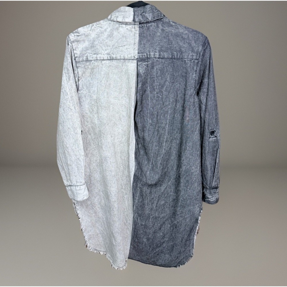 Thrill Jeans Distressed Split Large Denim Shirt Acid Wash Raw Hem Grunge Y2K - Picture 5 of 12